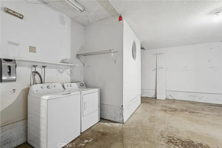 273 Monroe Court, Azusa, California 91702