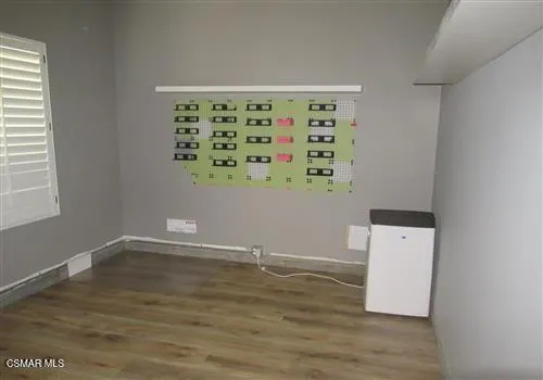 986 Lincoln garage-office