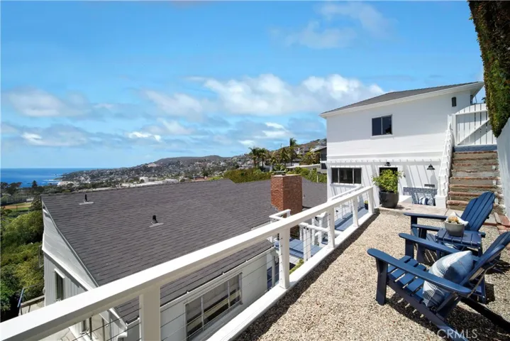933 Coast View Drive, Laguna Beach, California 92651
