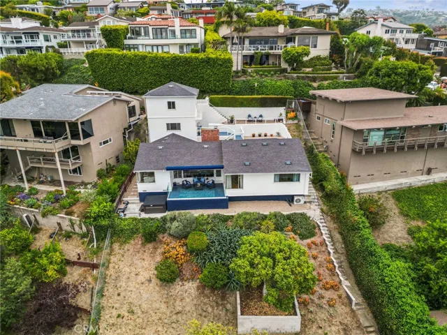933 Coast View Drive, Laguna Beach, California 92651