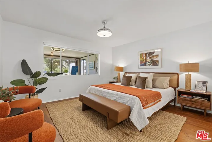 8977 Riderwood Drive, Sunland, California 91040