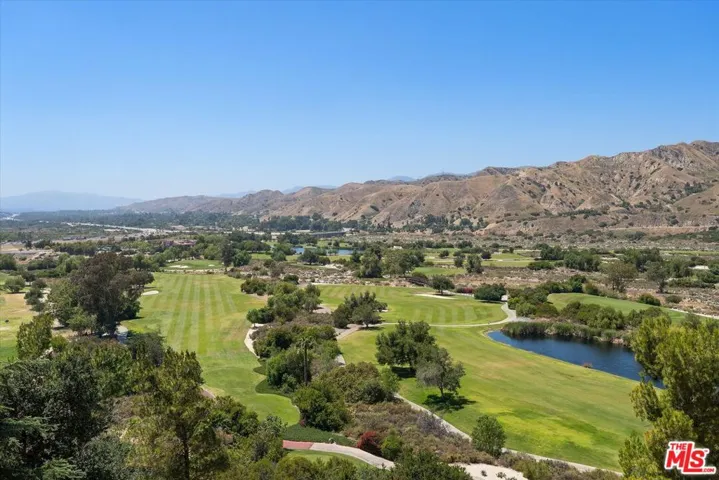 8977 Riderwood Drive, Sunland, California 91040