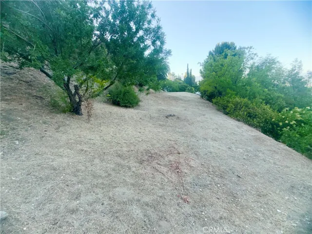 4551 Lindley Avenue, Tarzana, California 91356