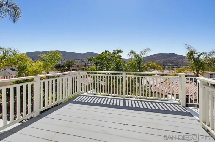 17766 Aguamiel Rd, San Diego, California 92127