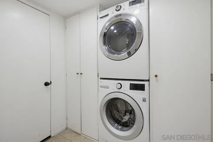 17766 Aguamiel Rd, San Diego, California 92127