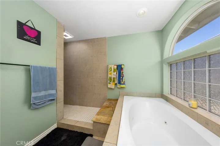 11671 Desert View, Pinon Hills, California 92372