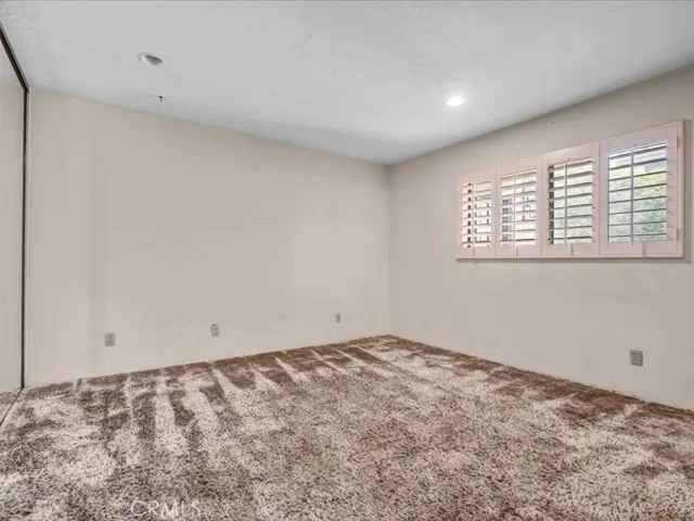 2298 Rose 302, Signal Hill, California 90755