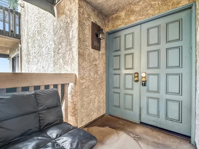 2298 Rose 302, Signal Hill, California 90755