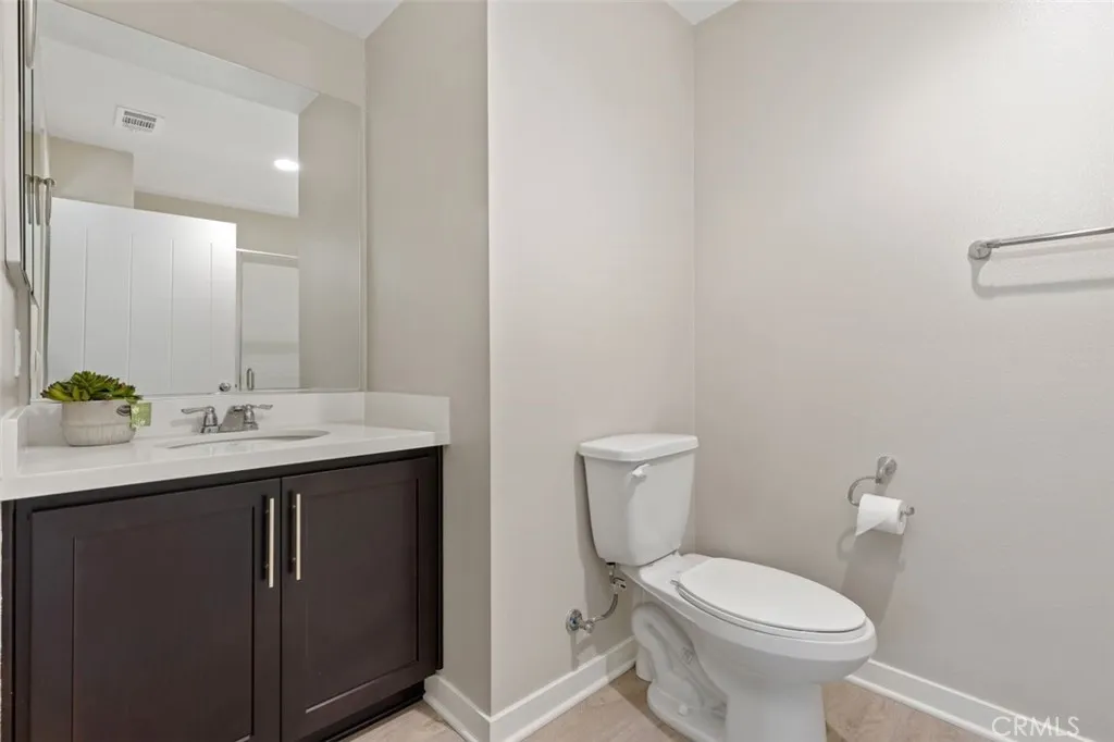 1st floor bathroom