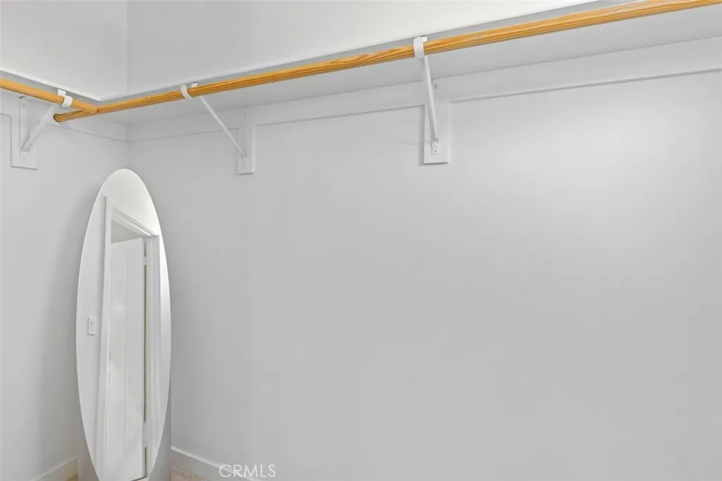 walk in closet