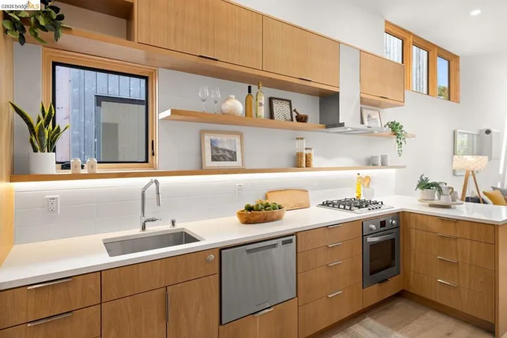 813 Jones, Berkeley, California 94710