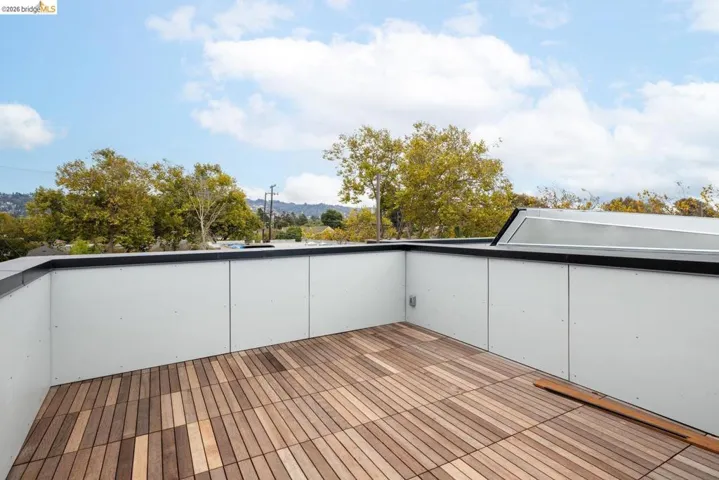 813 Jones, Berkeley, California 94710