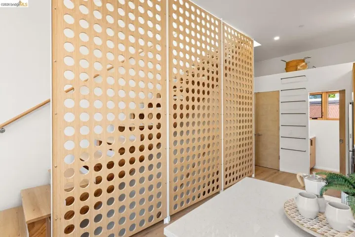 813 Jones, Berkeley, California 94710