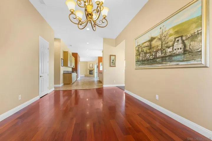 1520 Merritt Drive, El Cajon, California 92020