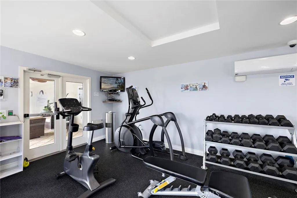 FITNESS CENTER