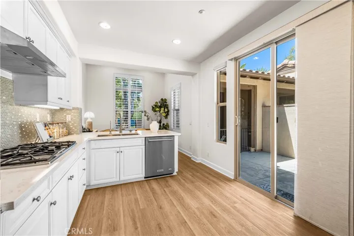 98 Sarabande, Irvine, California 92620