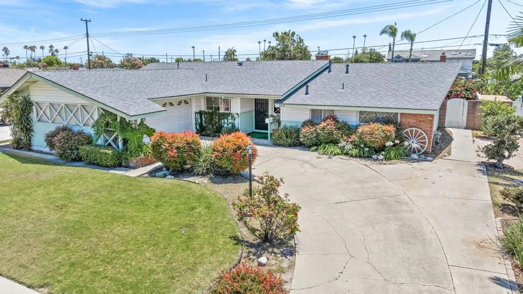 RaeAllenMedia Lola Ave-38