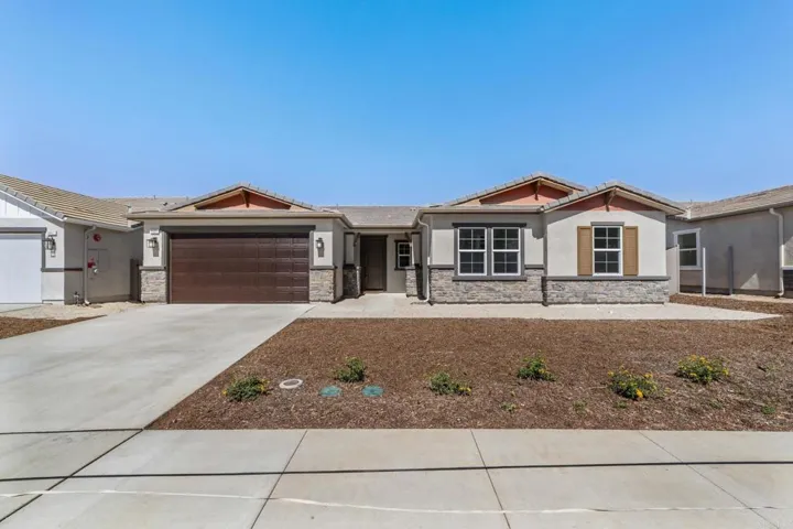 3501 Foxley Dr, Escondido, California 92027