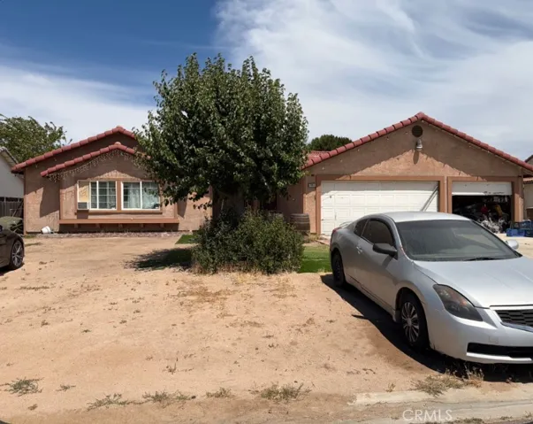 7183 Via Flores, Hesperia, California 92345
