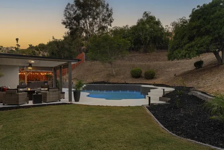 5621 Loping Lane, Bonita, California 91902