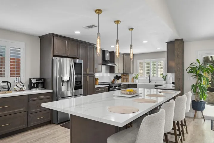 5621 Loping Lane, Bonita, California 91902