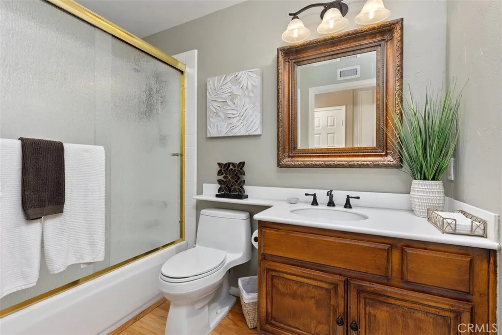 Secondary bathroom