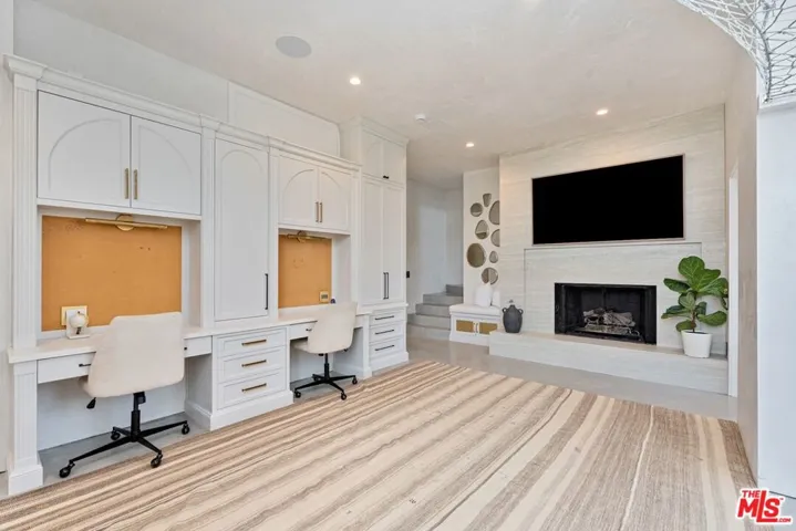 15 Reef Street, Marina Del Rey, California 90292