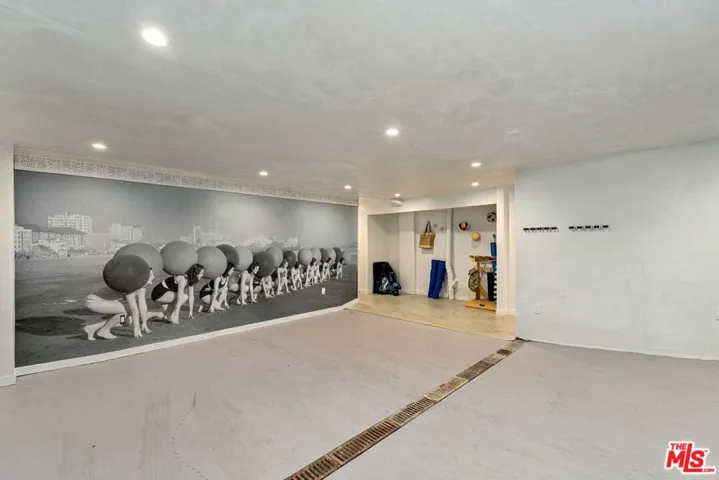 15 Reef Street, Marina Del Rey, California 90292
