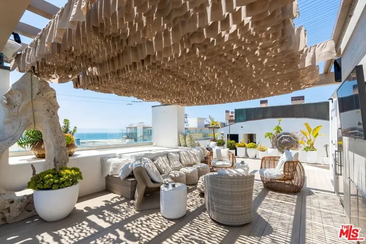 15 Reef Street, Marina Del Rey, California 90292