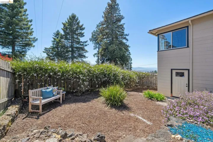 98 Fairlawn Dr, Berkeley, California 94708