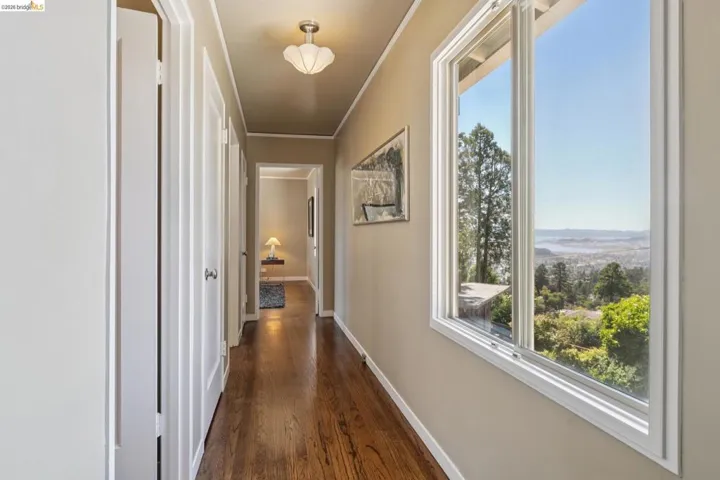98 Fairlawn Dr, Berkeley, California 94708
