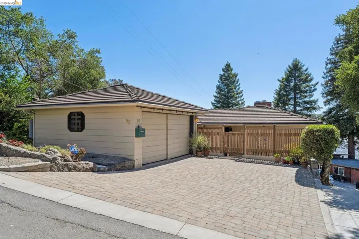 98 Fairlawn Dr, Berkeley, California 94708