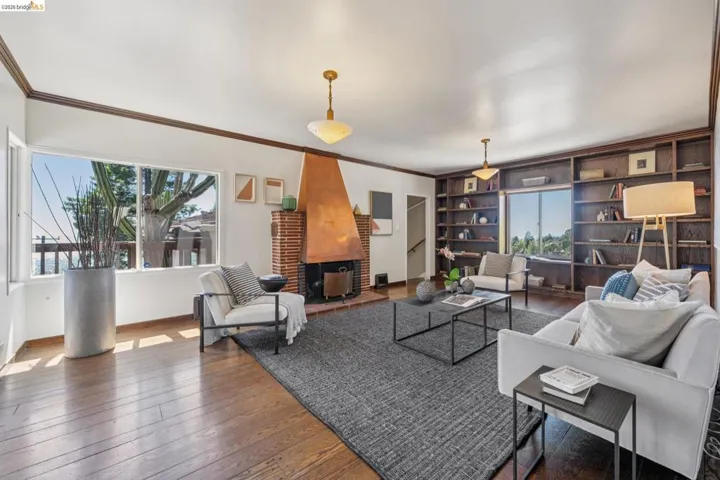 98 Fairlawn Dr, Berkeley, California 94708