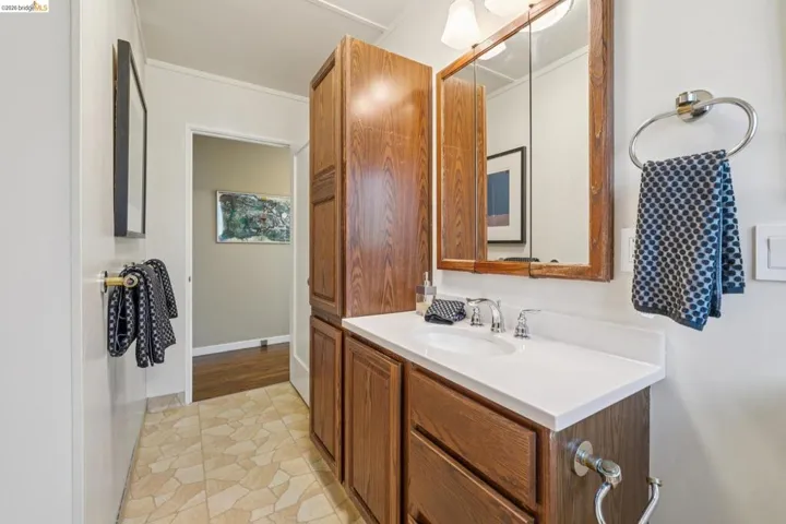 98 Fairlawn Dr, Berkeley, California 94708