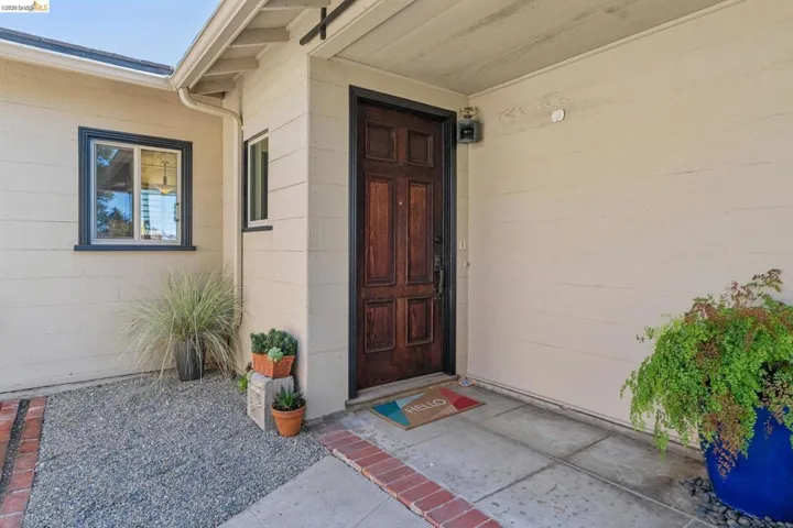 98 Fairlawn Dr, Berkeley, California 94708