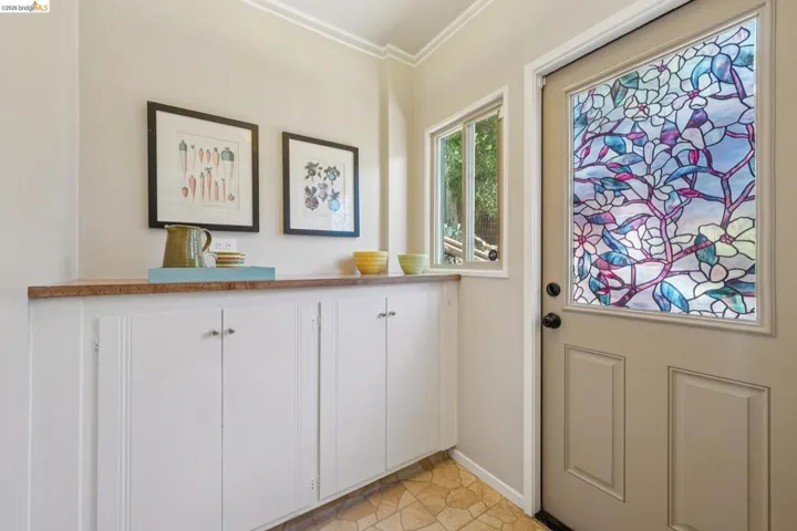 98 Fairlawn Dr, Berkeley, California 94708
