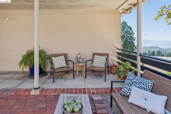 98 Fairlawn Dr, Berkeley, California 94708