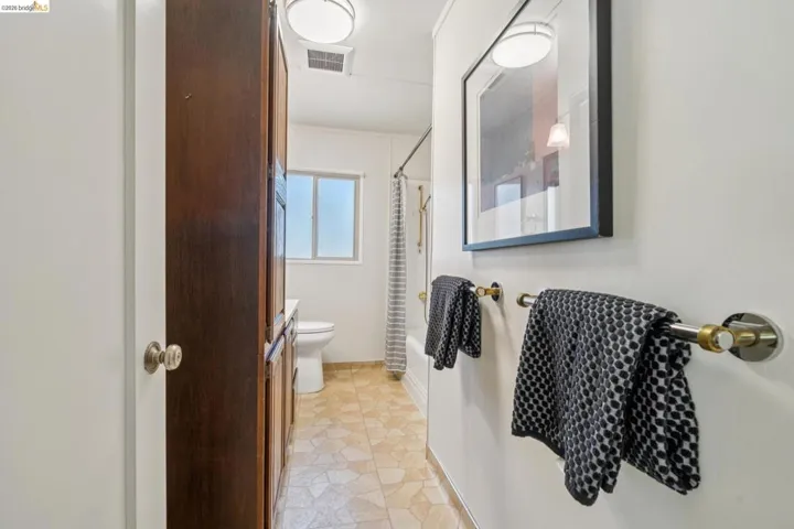 98 Fairlawn Dr, Berkeley, California 94708