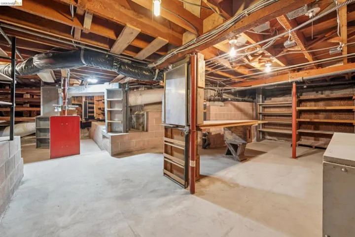 98 Fairlawn Dr, Berkeley, California 94708