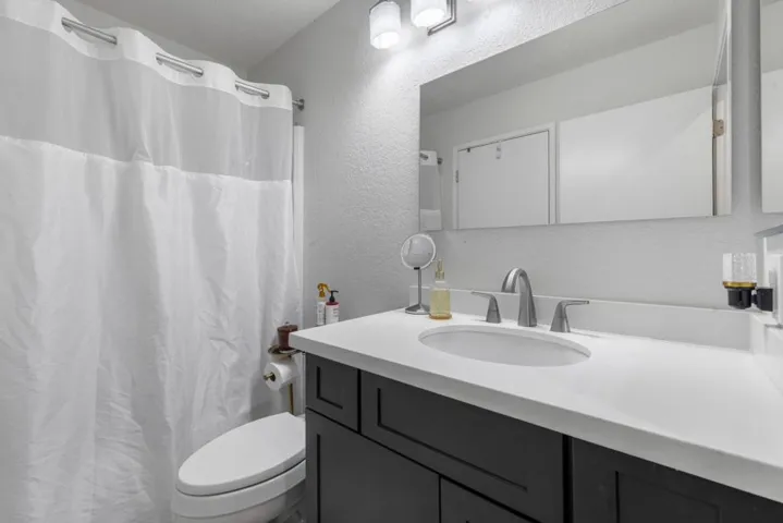 5691 Makati Circle G, San Jose, California 95123