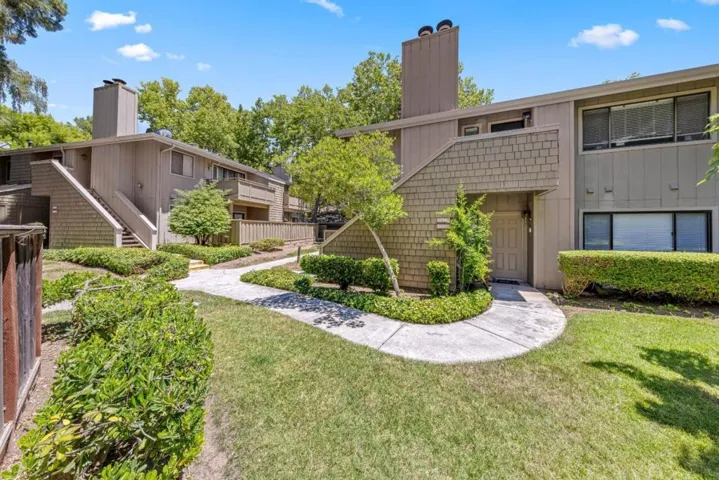 5691 Makati Circle G, San Jose, California 95123