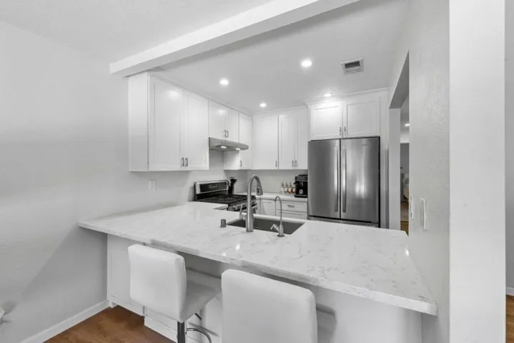 5691 Makati Circle G, San Jose, California 95123