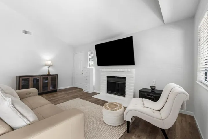 5691 Makati Circle G, San Jose, California 95123