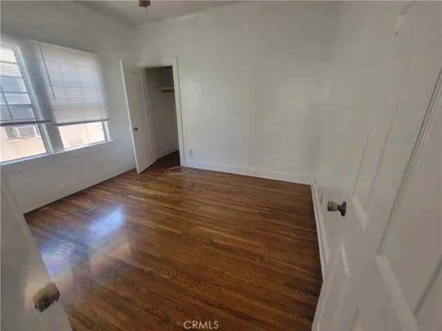ROOM 1