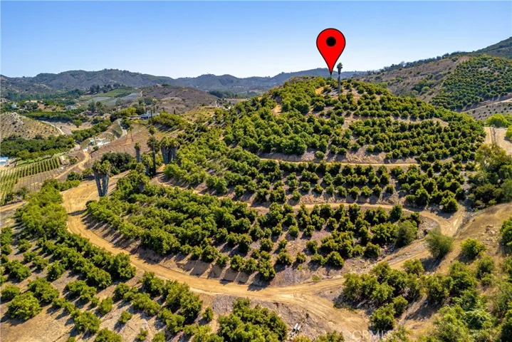 Panoramic 360 degree Views from this Hilltop property!
