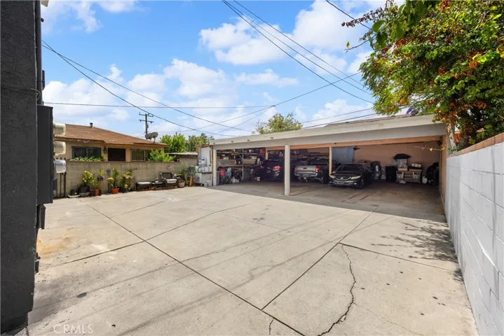 1219 S Downey, Los Angeles, California 90023
