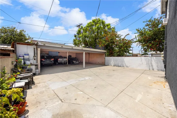 1219 S Downey, Los Angeles, California 90023