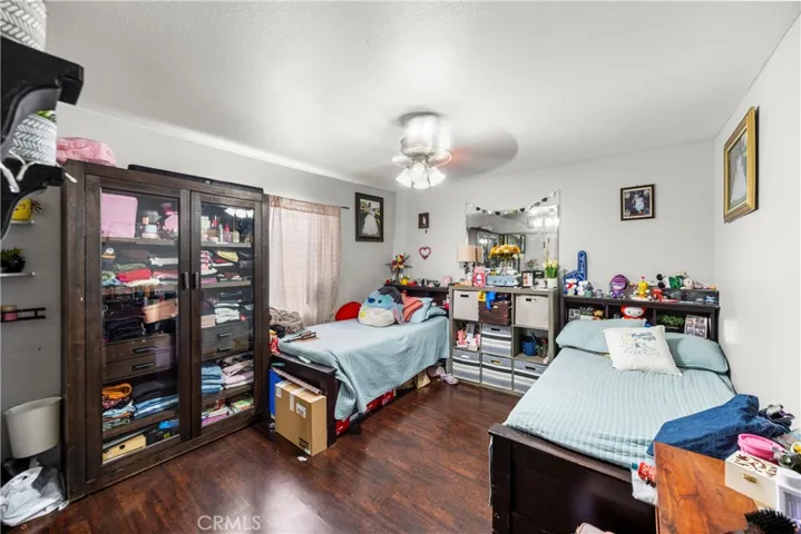 1219 S Downey, Los Angeles, California 90023