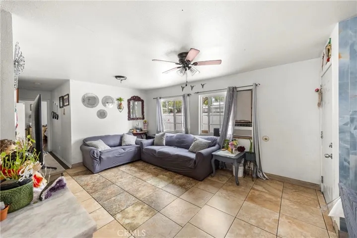 1219 S Downey, Los Angeles, California 90023