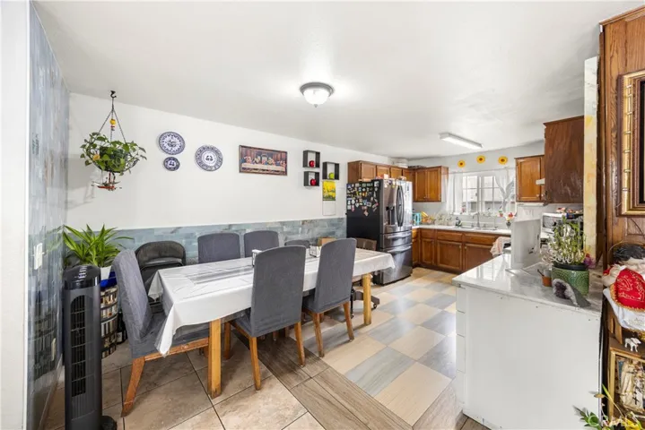 1219 S Downey, Los Angeles, California 90023